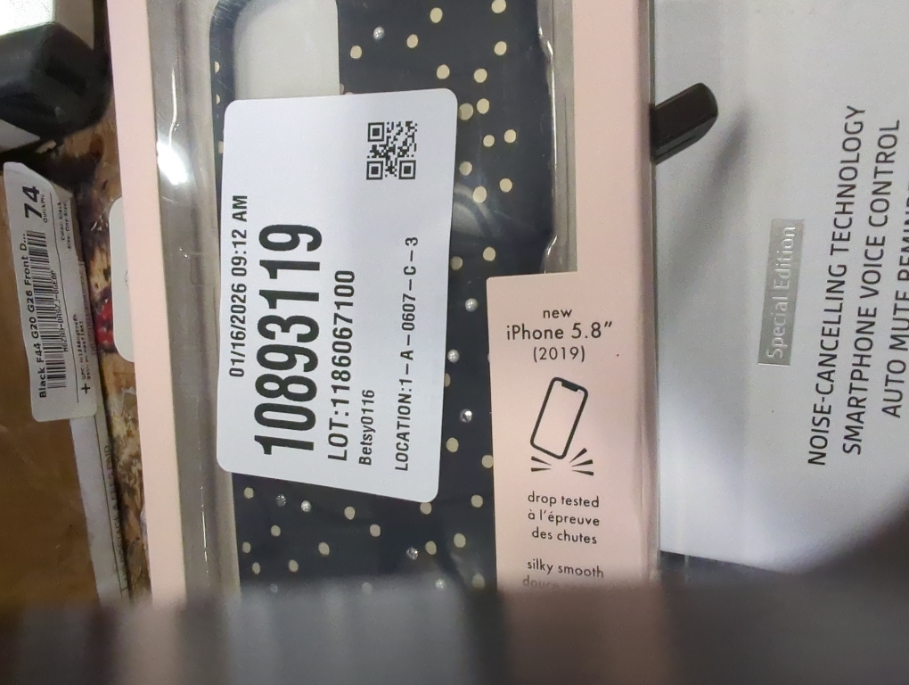 kate spade new york Disco Dots Case for iPhone 11 Pro Max,Thermoplastic Polyurethane - Soft Touch Protective Hardshell