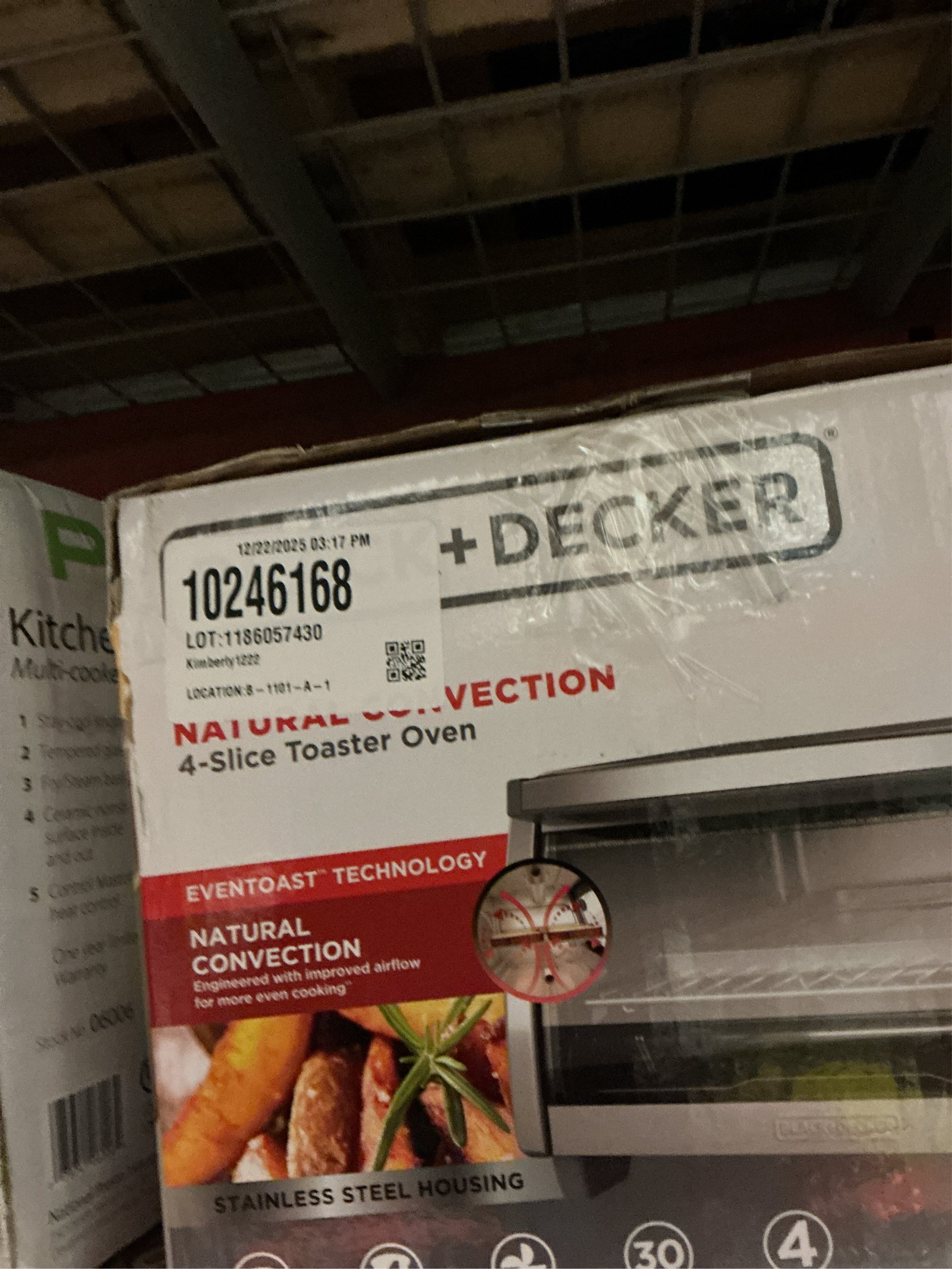 Black and Decker Natural Convection 4 Slice Toaster Oven in Stainless Steel