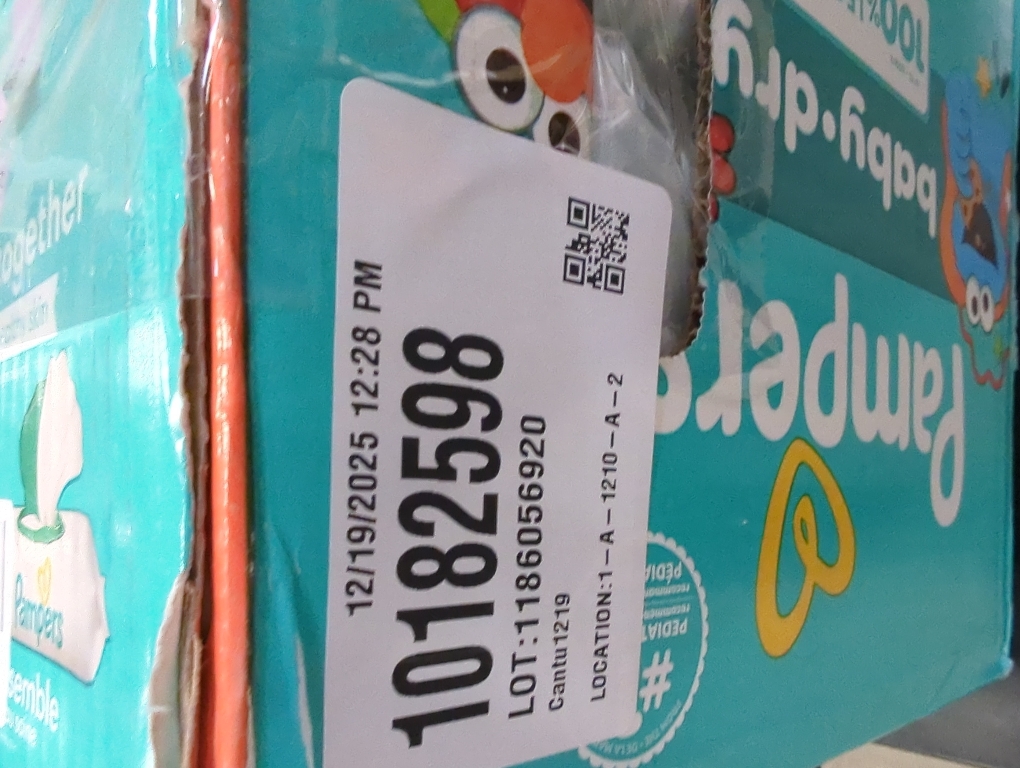 Pampers Diapers - Baby Dry - Size 2, 112 Count, Absorbent Disposable Infant Diaper (Packaging May Vary)