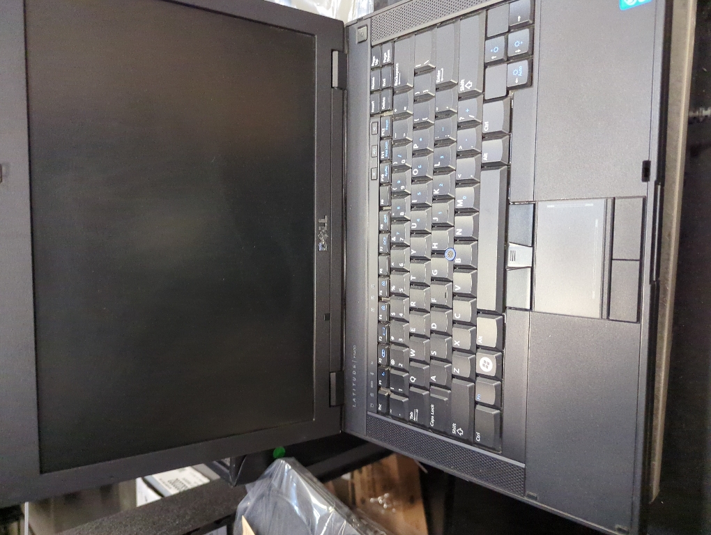 Dell Latitude E5400 With Charger