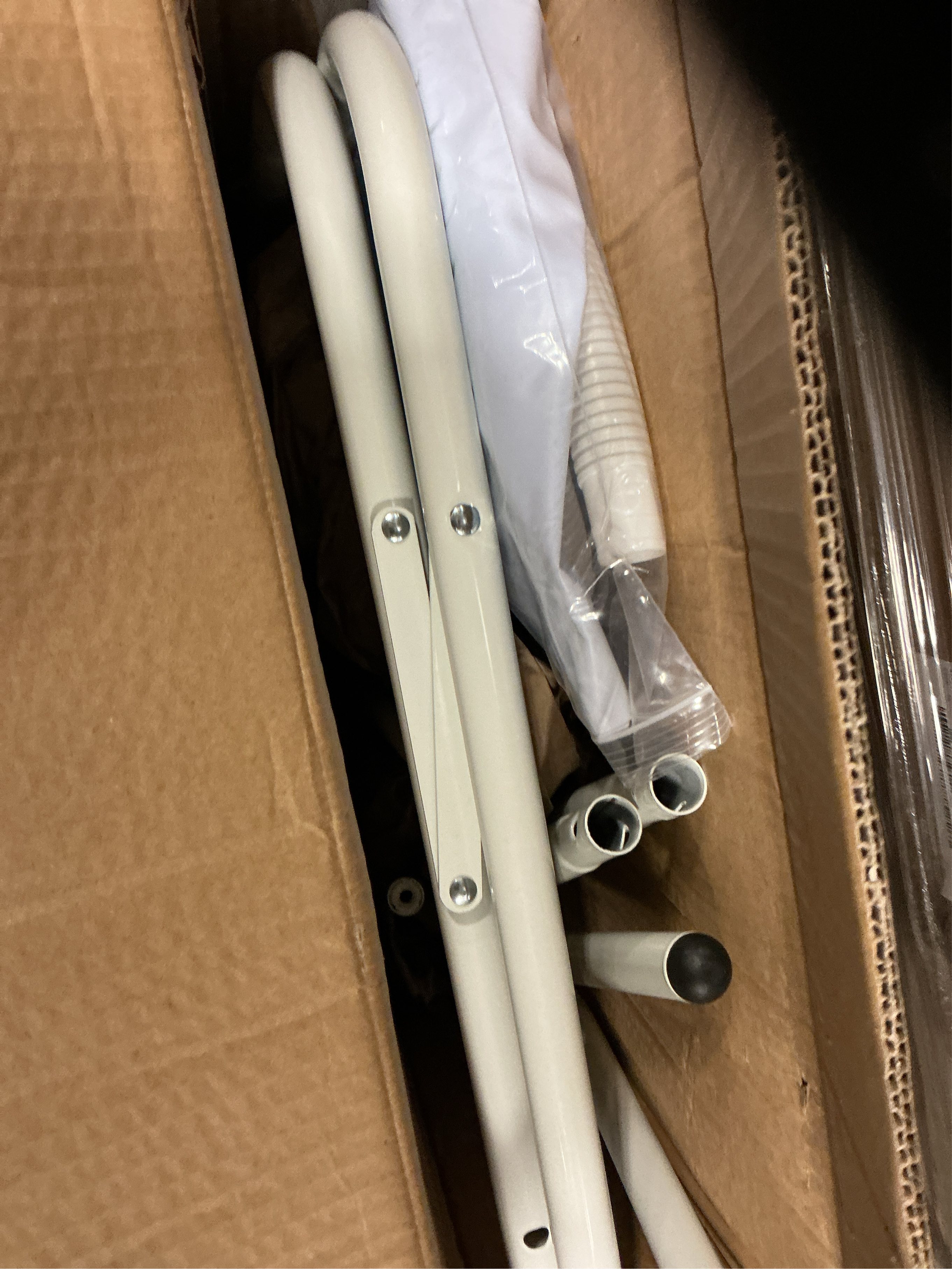 Smoochie 2 in 1 Dog Bathtub Washing Station, Elevated Pet Bath Tub, Collapsible and Portable Bathtub for Dogs, Cats Bathing, Shower and Grooming, Indoor and Outdoor