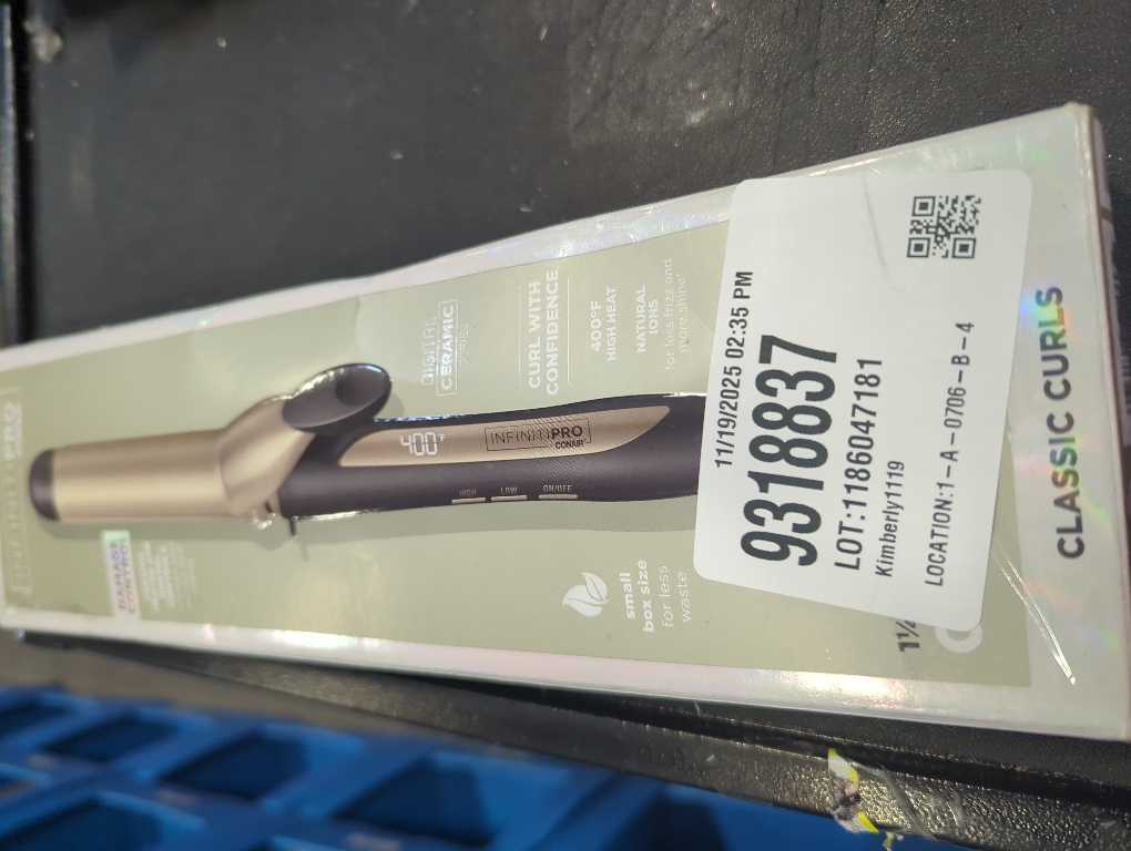 Conair InfinitiPro Digital Curling Iron - 1 1/4