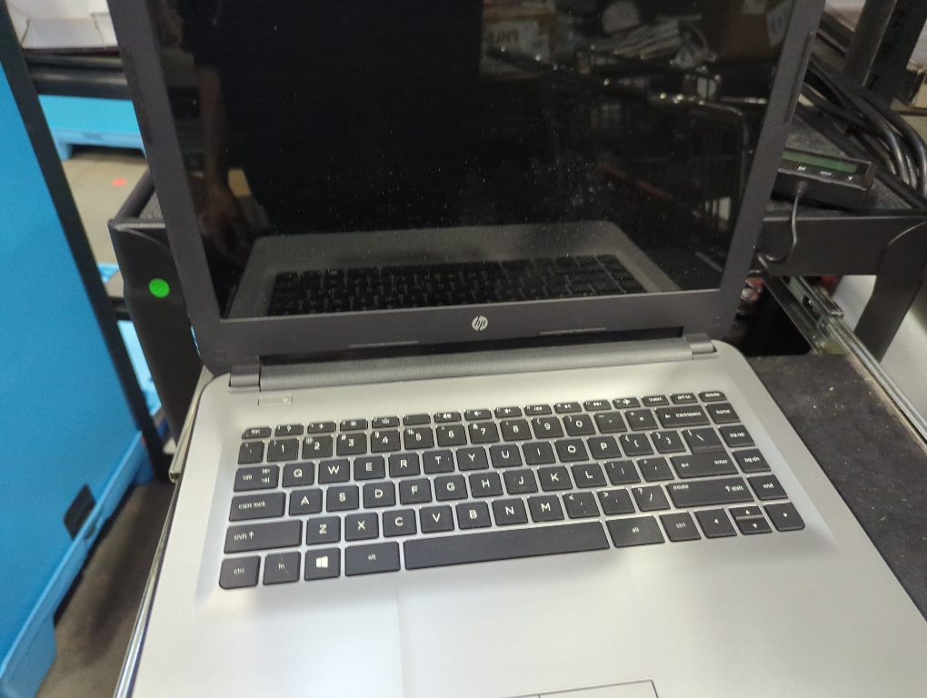 hp notebook model 14-an012nr