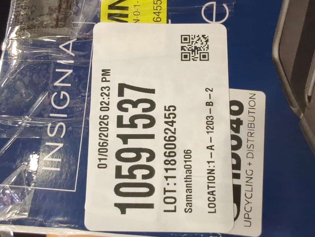 Insignia™ - 6-Sheet Crosscut Shredder - Black