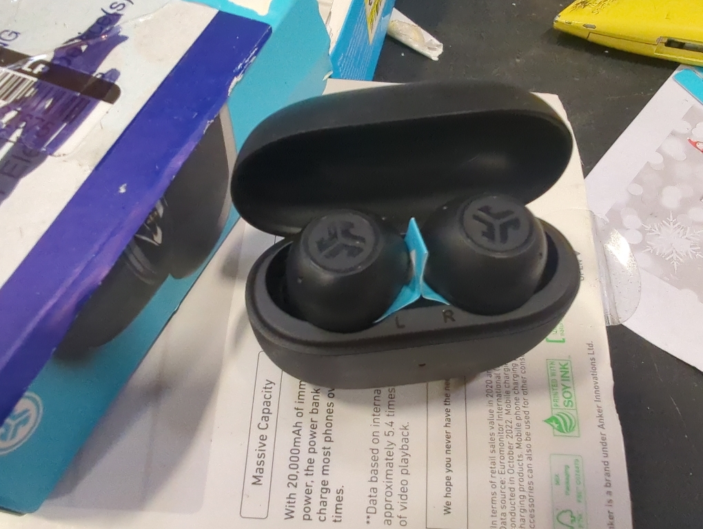 Color black Go Pop Active Noise Cancelling True Wireless Earbuds - Black