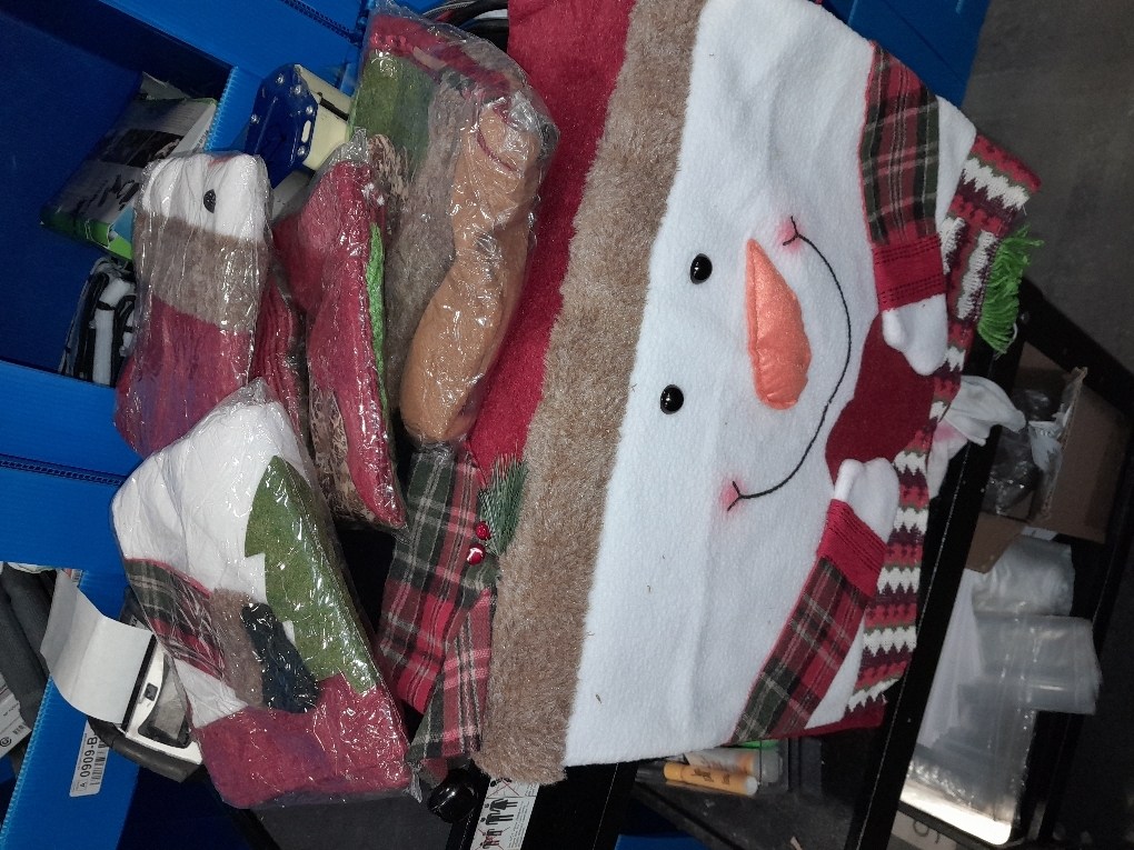 NBVKO Santa Claus Snowman Christmas Dining Room Chair Back Cover Set of 6, Removable Washable Chair Protector for Home, Restaurant,Christmas Dinner Chairs Cover Decoration