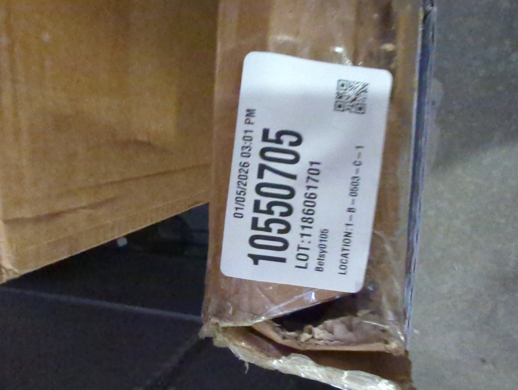 BONTEC Full Motion TV Wall Mount for 37-84 Inch TVs, Hold up to 132lbs, Max VESA 600x400mm, Swivel Tilt Dual Arms, Adjustable Viewing Angle, Fits 16 Wood Studs, Easy Assembly