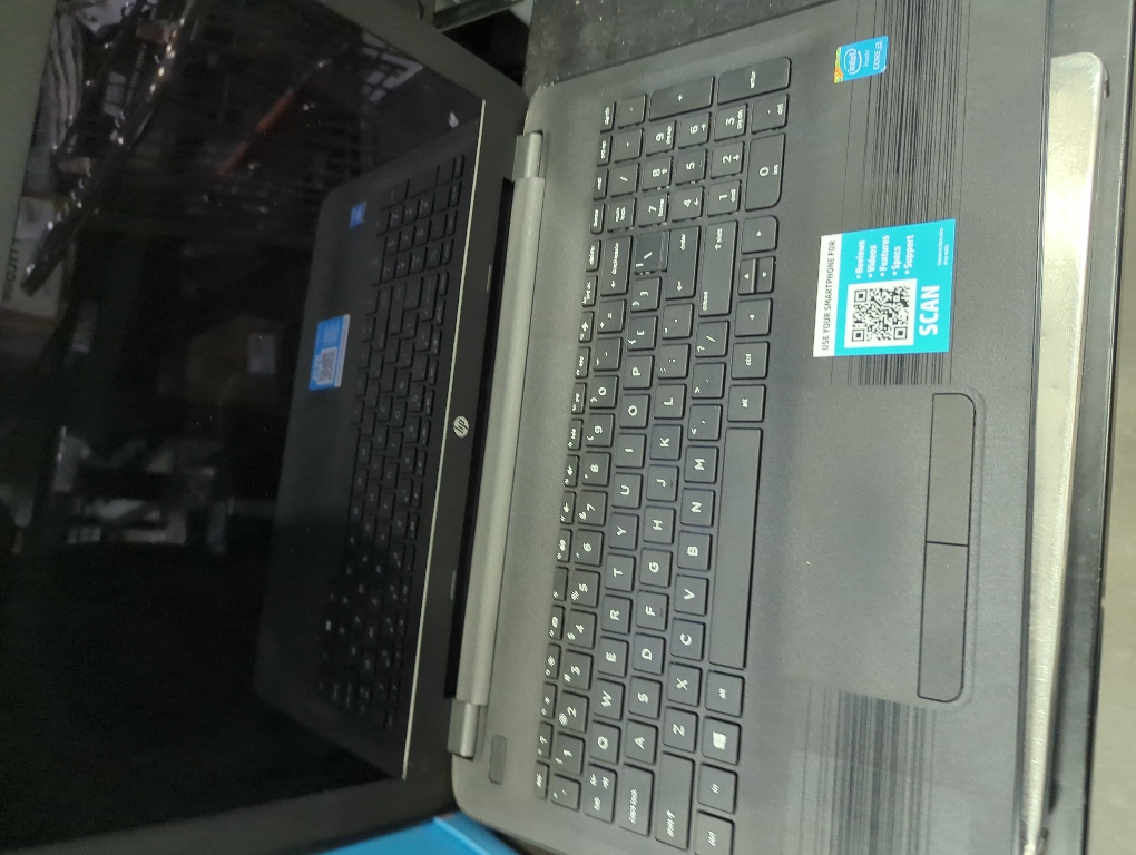 hp laptop model 15 ay071nr