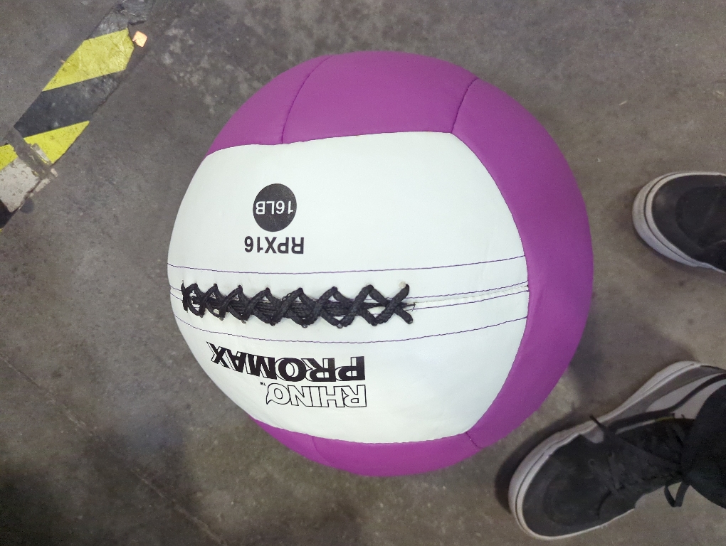 Champion Sports Rhino Slam Ball, 4-30 lb. Non-Slip Grip, Weightlifting, Crossfit, Home Gym, Fitness, 14 Diameter Balls, Optional Storage Rack/Tree Sold Separately