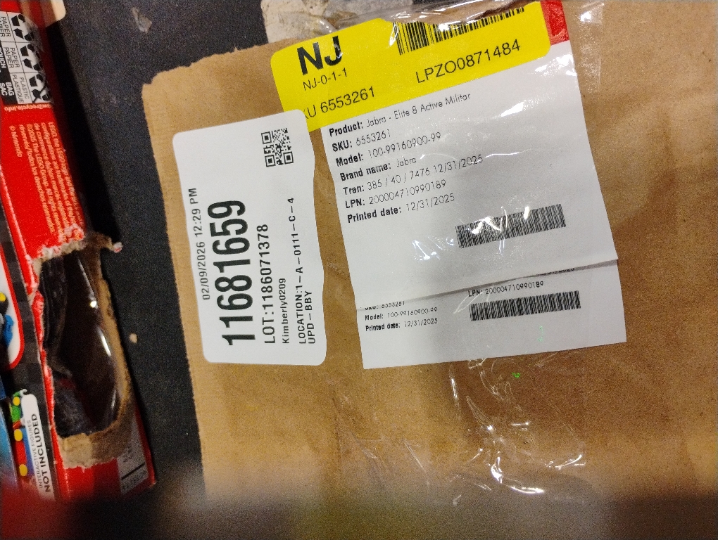 JBL Live Beam 3 - True Wireless Noise-Cancelling Stick-Closed Earbuds, 48Hrs Total Playback, Wireless Charging, 6 Mics for Perfect Calls, Multi-Point Connection, IP55 Waterproof and dustproof (Black)