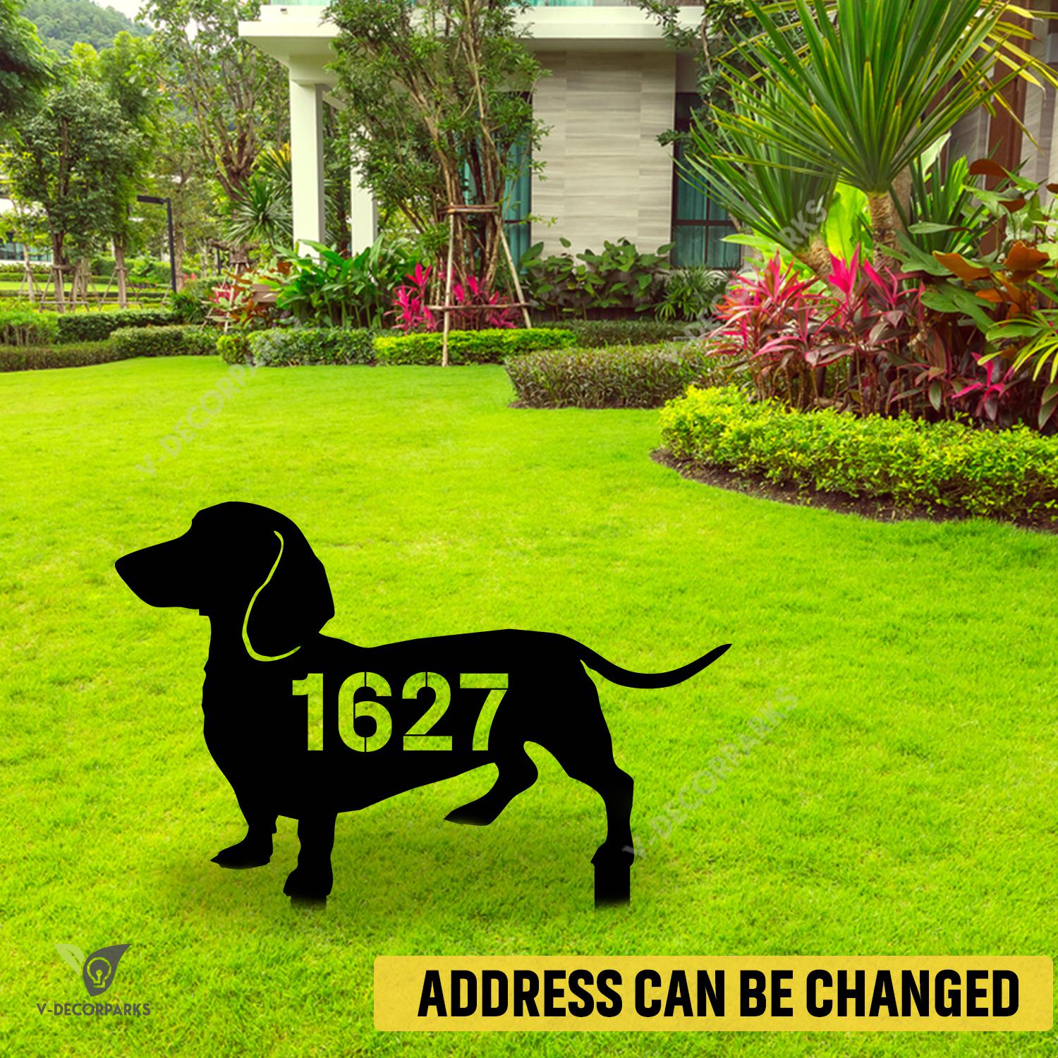 Custom Address Dachshund Dog Metal Garden Art, Dachshund, Wiener Dog Evergreen Stake