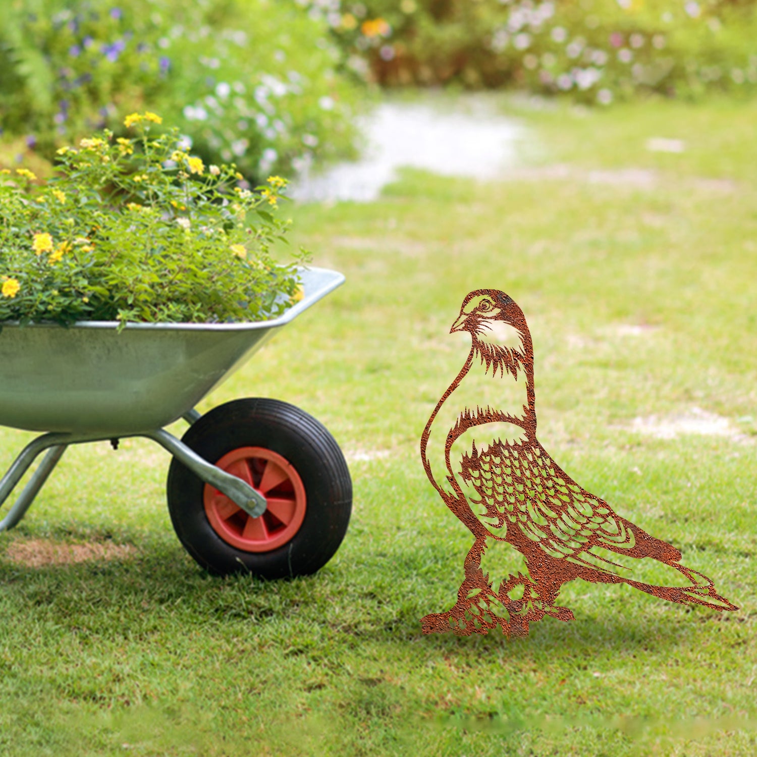 Rusty Pigeon Metal Garden Art, Pigeon Bird Evergreen Gift For Her