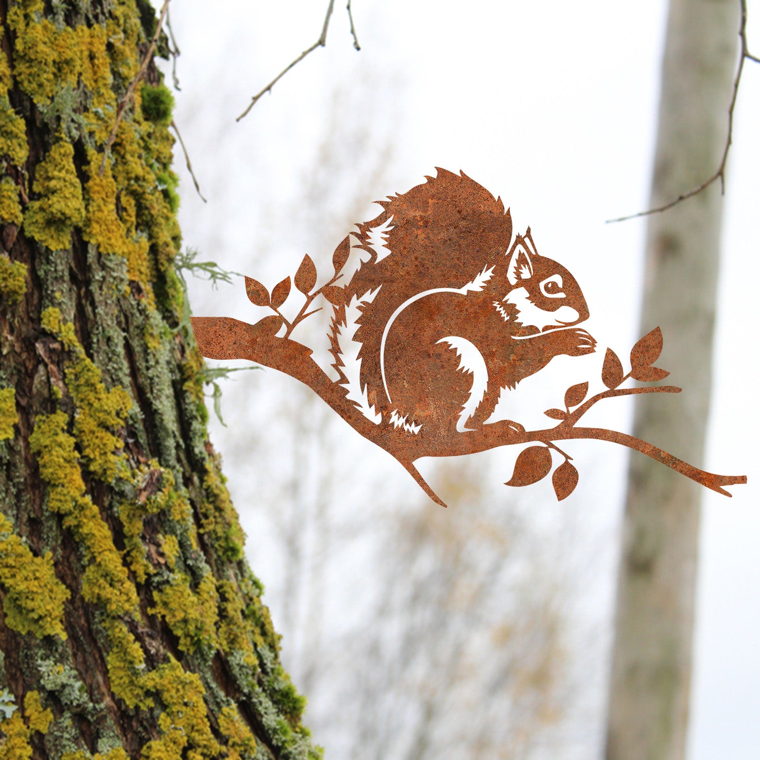 Funny Squirrel Eating Nut On Tree Branch Rustic Metal Tree Decor, Squirrel Iron Garden Artwork