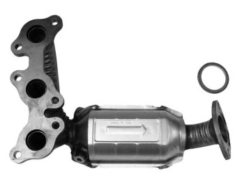 Catalytic Converter with Integrated Exhaust Manifold