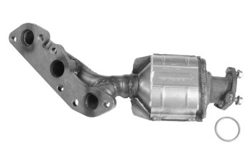 Catalytic Converter with Integrated Exhaust Manifold