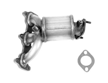 Catalytic Converter with Integrated Exhaust Manifold