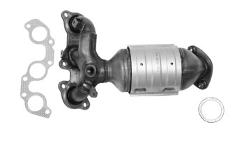 Catalytic Converter with Integrated Exhaust Manifold