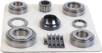 Manual Transmission Bearing and Seal Overhaul Kit