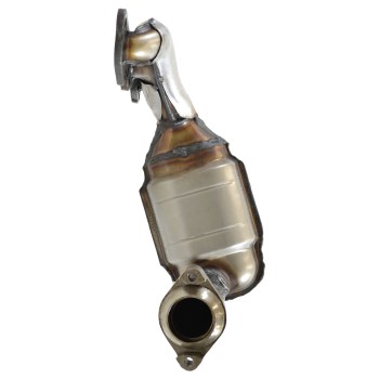 Catalytic Converter with Integrated Exhaust Manifold