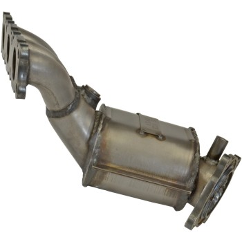 Catalytic Converter with Integrated Exhaust Manifold