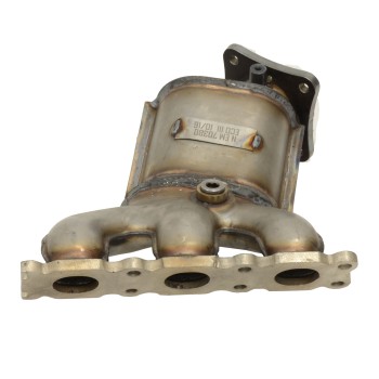 Catalytic Converter with Integrated Exhaust Manifold