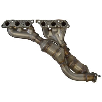 Catalytic Converter with Integrated Exhaust Manifold