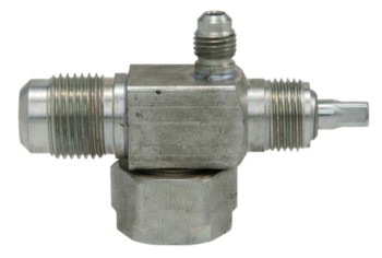 A/C Compressor Fitting