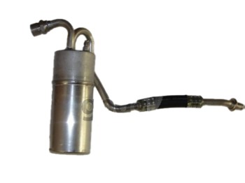 A/C Accumulator with Hose Assembly