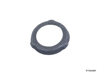 Wheel Bearing Retainer