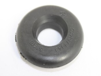 Engine Crankcase Breather Hose Grommet