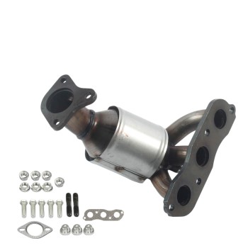 Catalytic Converter with Integrated Exhaust Manifold