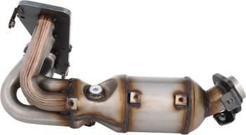 Catalytic Converter with Integrated Exhaust Manifold