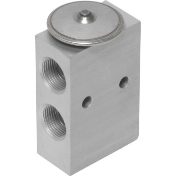 Universal Air Conditioner EX9447C