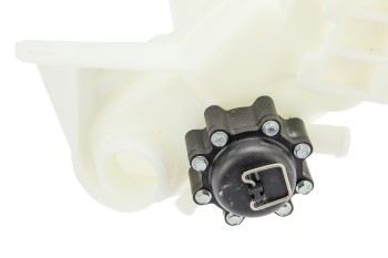 Engine Coolant Reservoir