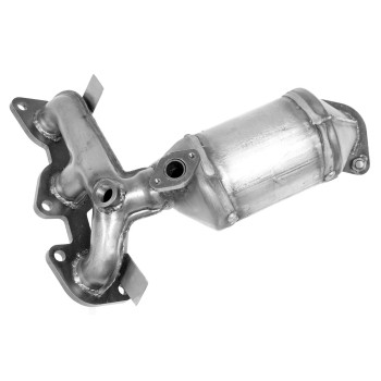 Catalytic Converter with Integrated Exhaust Manifold