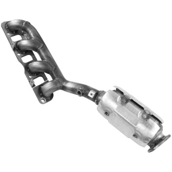 Catalytic Converter with Integrated Exhaust Manifold