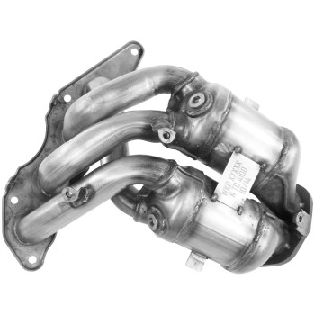 Catalytic Converter with Integrated Exhaust Manifold
