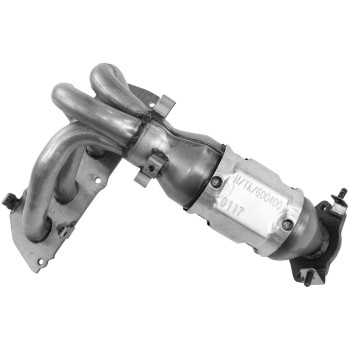 Catalytic Converter with Integrated Exhaust Manifold