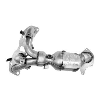 Catalytic Converter with Integrated Exhaust Manifold