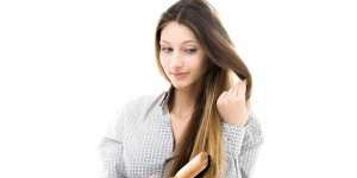 What to Look For in the Best Healthy Hair Products and Tools