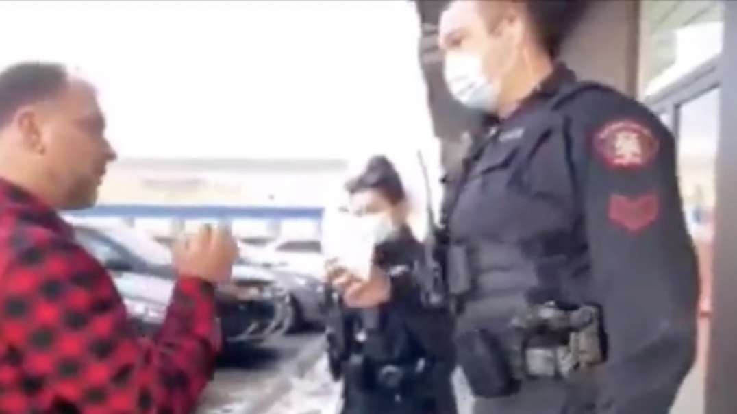 Canada police at post office refuse to let unvaccinated inside