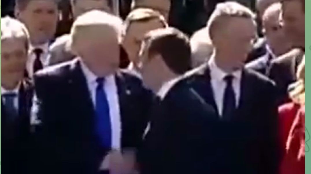 Trump meets with politicians VS. Trump with Putin
