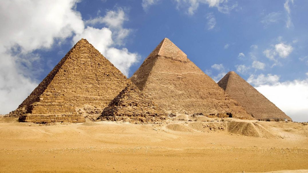 Ancient Egyptians Pyramids - Lies about How Pyramids were built.