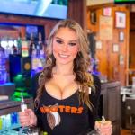 Hooters Girls ⭐