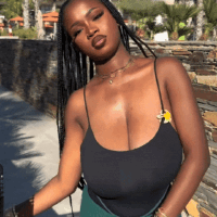 Hadia Berry (hx2am_, hx2am_brry)