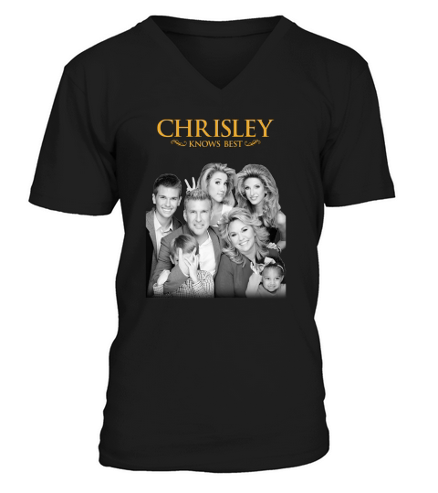 Chrisley Knows Best Your Guide To The Reality Star Family V-Neck T-shirt