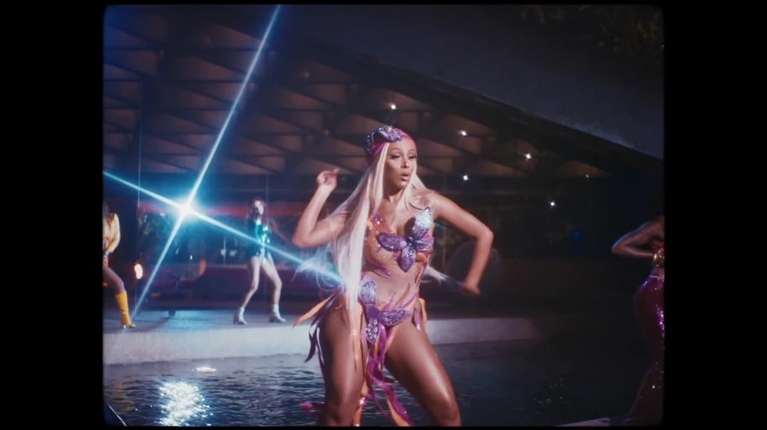 Doja Cat - Say So (Official Video)