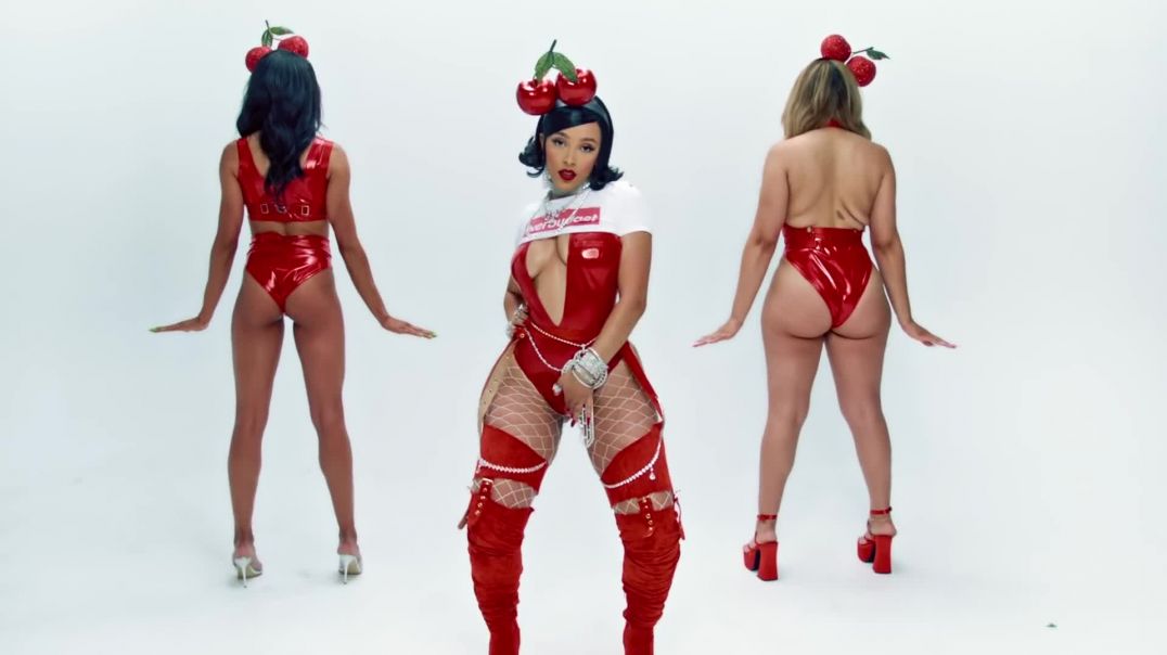 Doja Cat, Tyga - Juicy (Official Video)