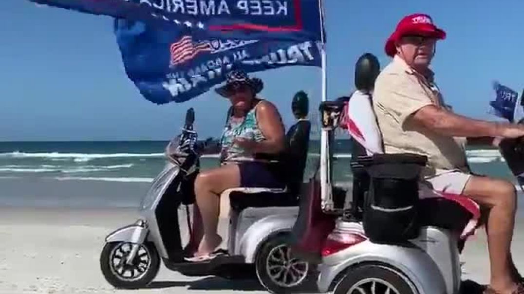 Racist Trump supporters at the beach harassing people