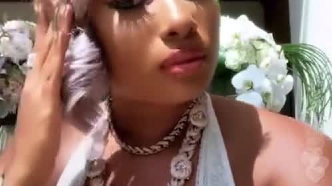⁣Megan Thee Stallion on Instagram Live Addressing The Tory Lanez Situation